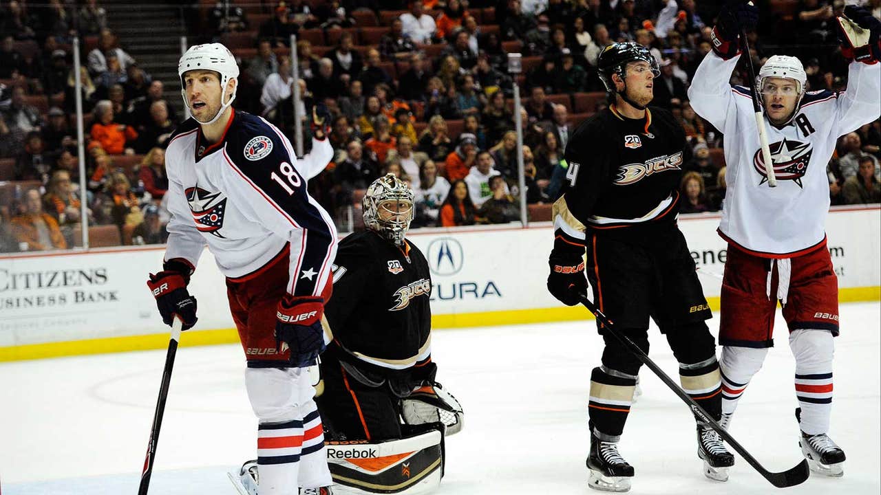 Foligno's 2 goals help Blue Jackets beat Ducks